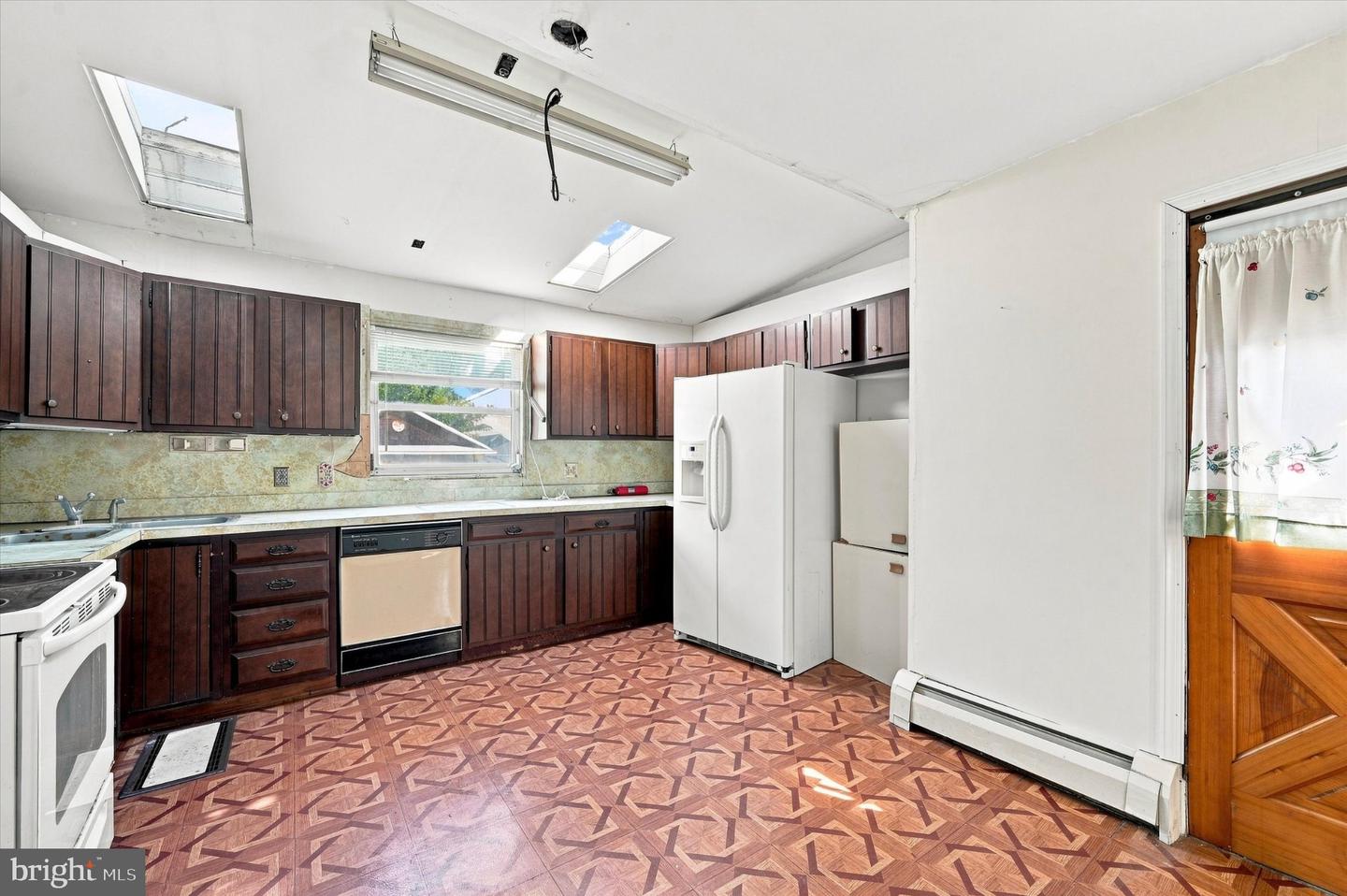 521 10th Property Photo 5