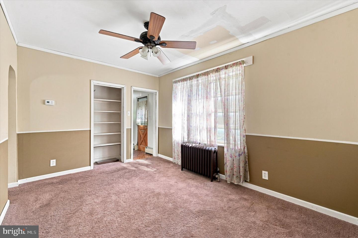 521 10th Property Photo 7