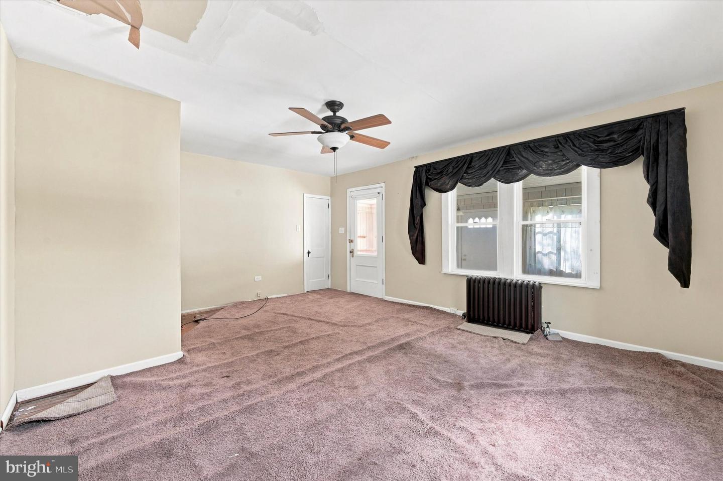 521 10th Property Photo 10
