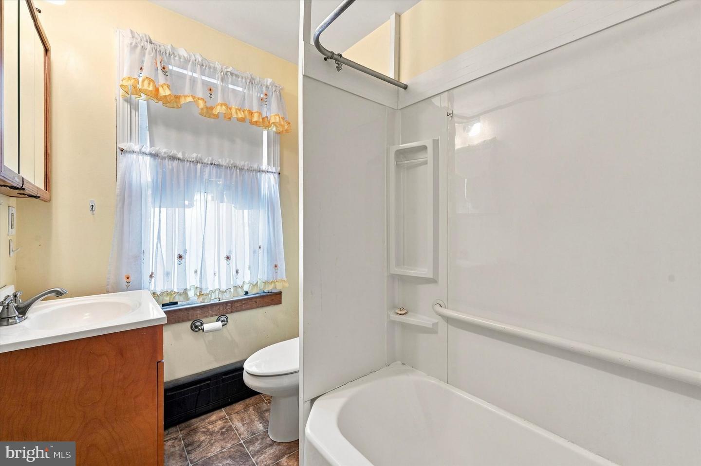 521 10th Property Photo 13