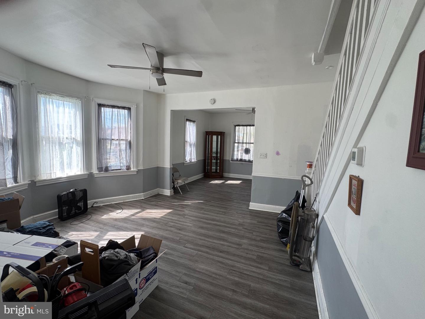 307 Taylor Ave Property Photo 6