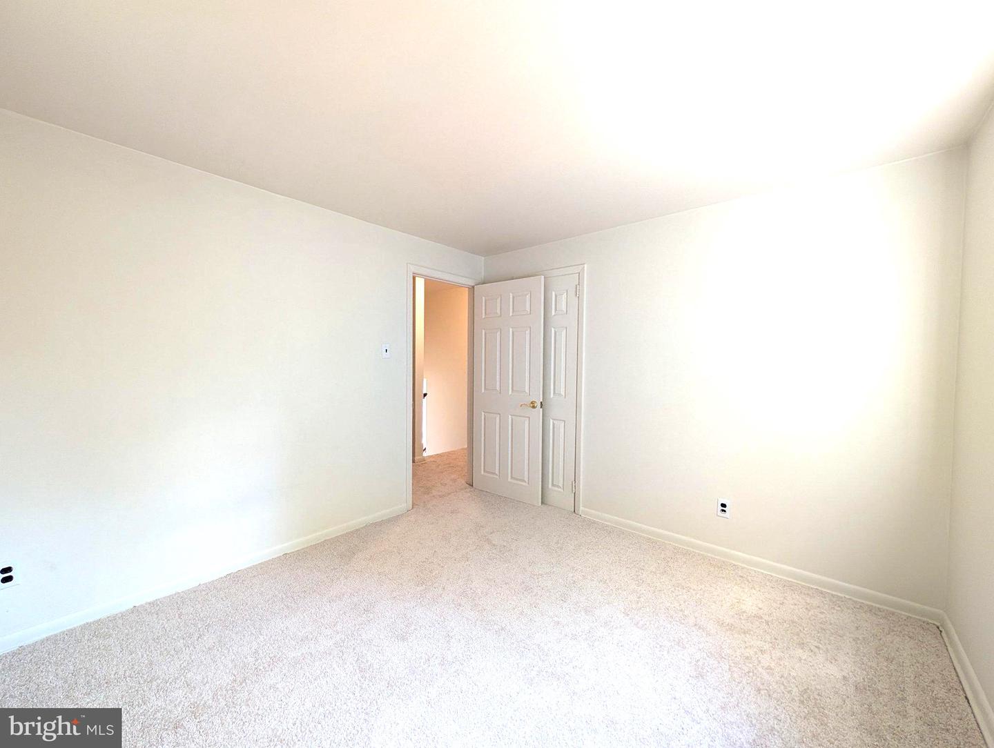 417 Virginia Ln Property Photo 8