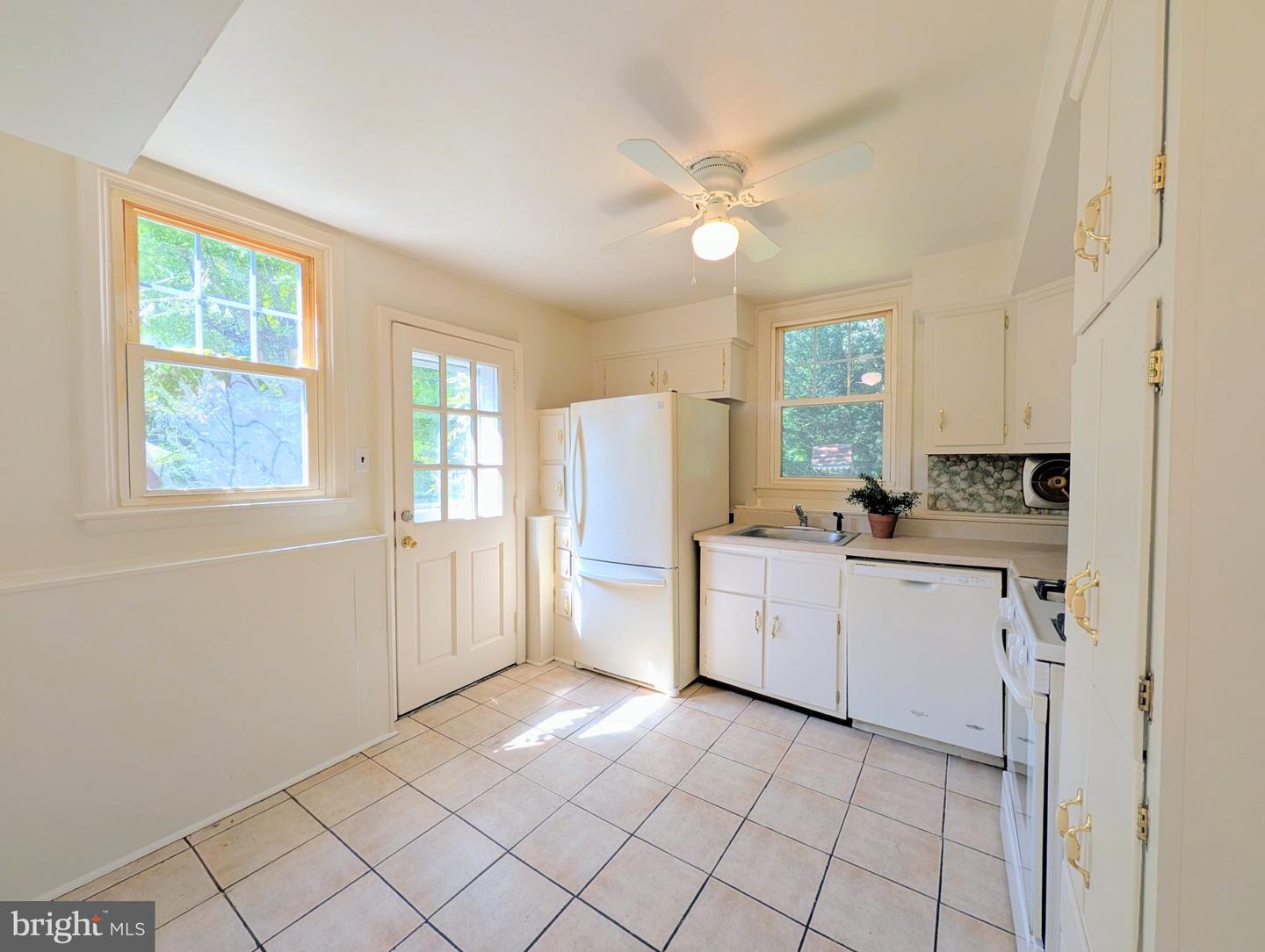 417 Virginia Ln Property Photo 19