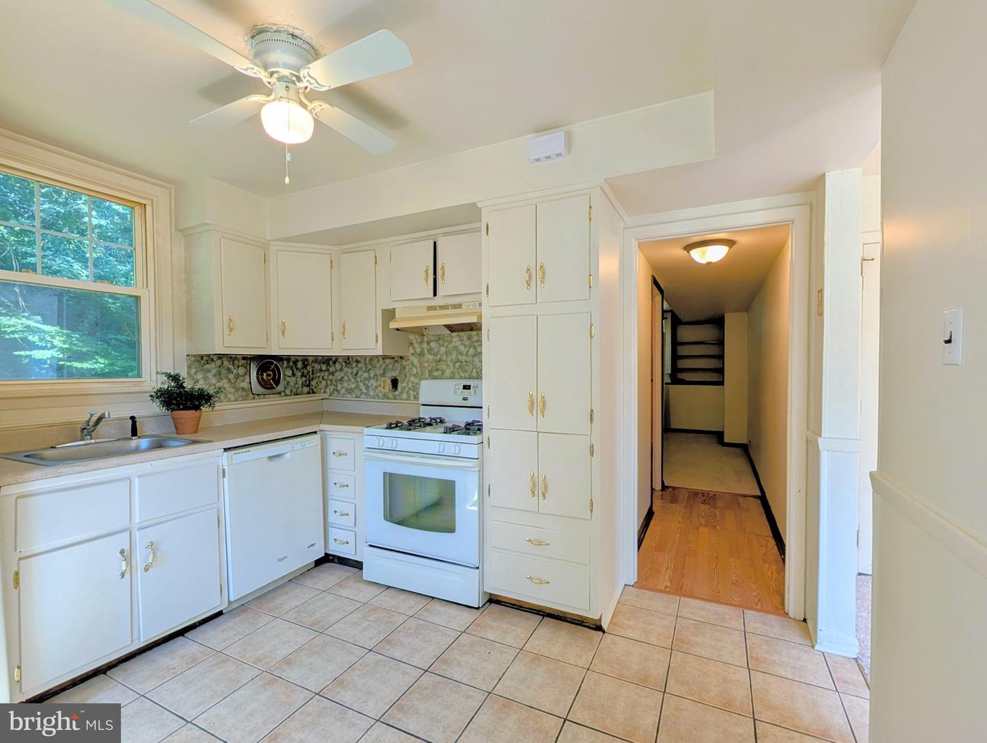 417 Virginia Ln Property Photo 21