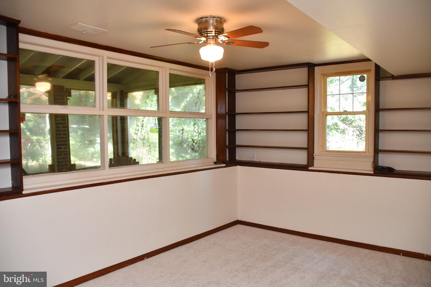 417 Virginia Ln Property Photo 23
