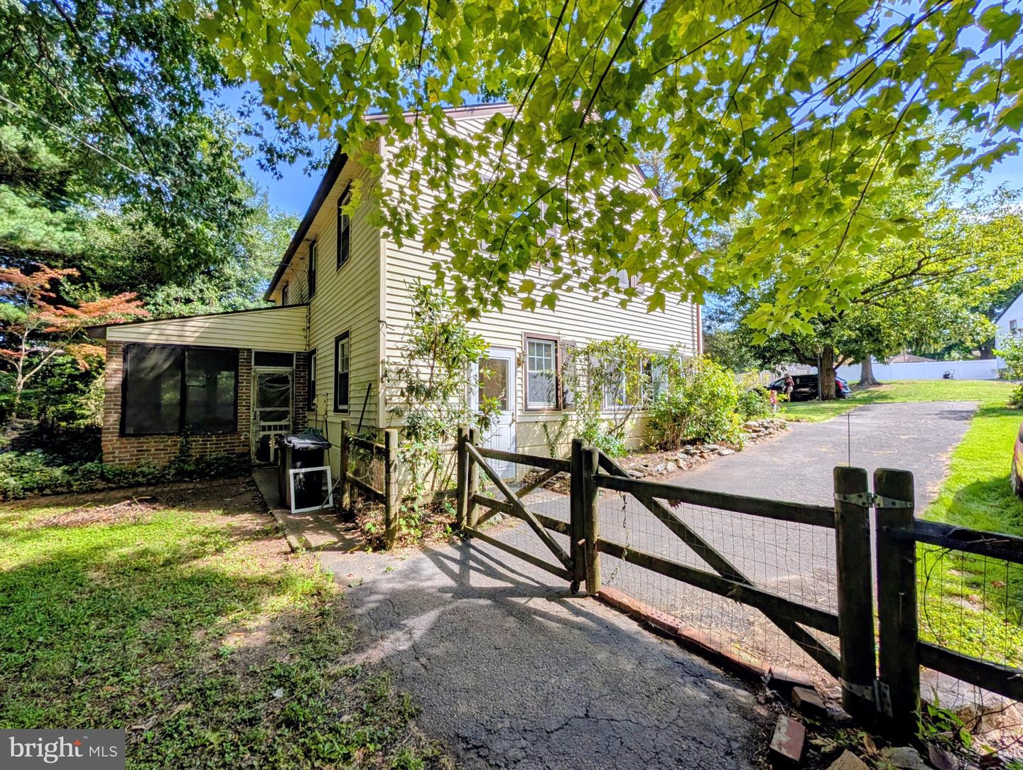 417 Virginia Ln Property Photo 28