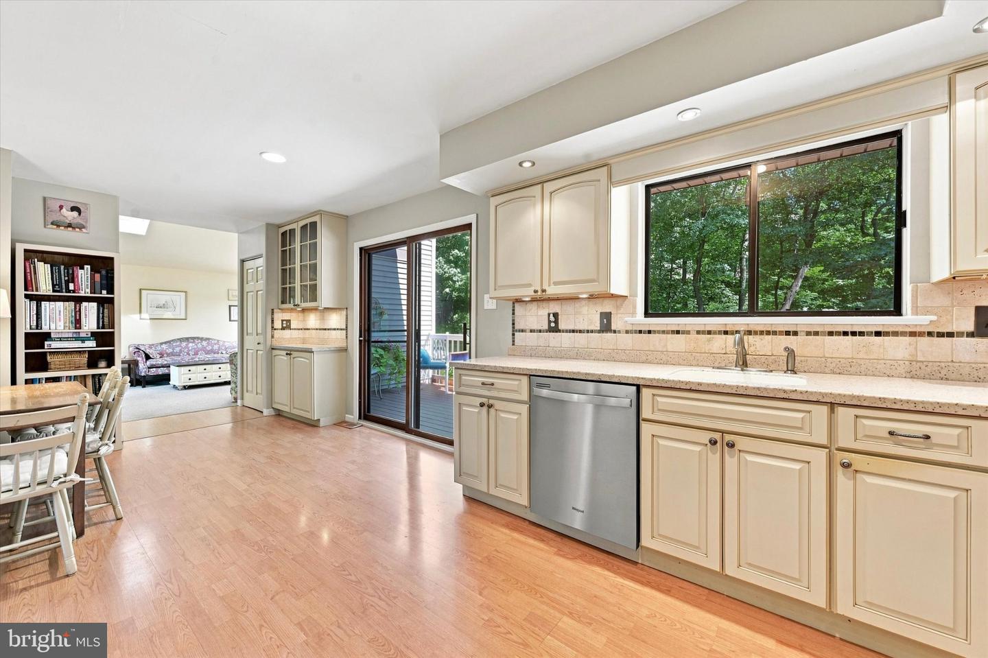 3 Stephen Dr Property Photo 10