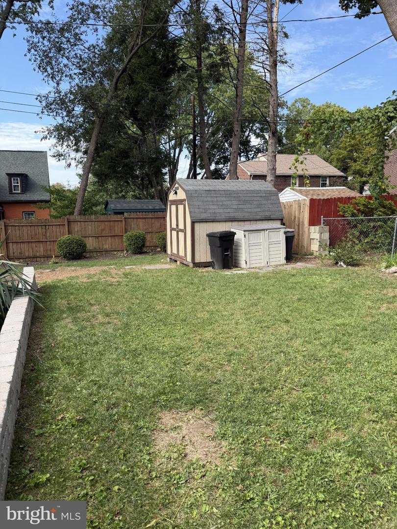 635 Lukens Ave Property Photo 25