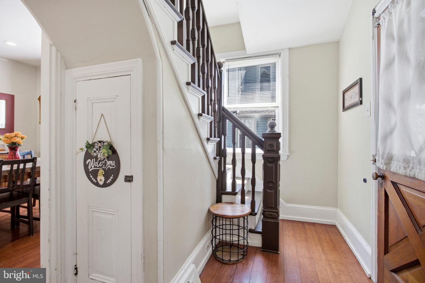 12 Linden Ave Property Photo 6