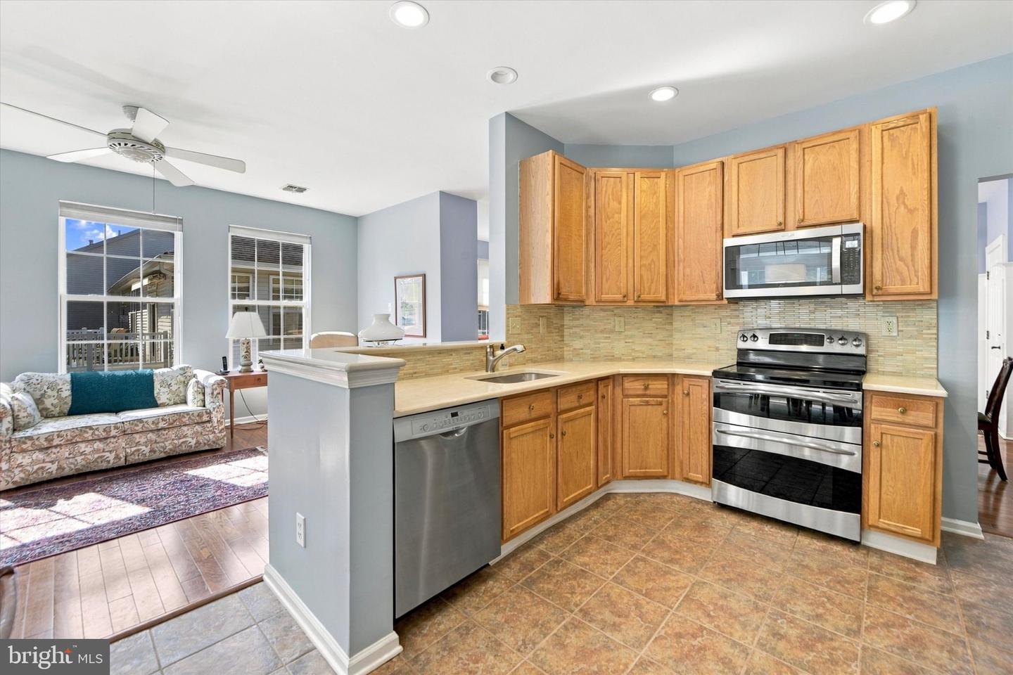 150 E Foxchase Ln Property Photo 11