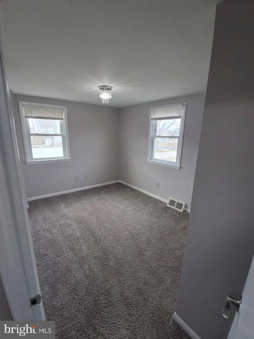 130 N Wells Ave Property Photo 16