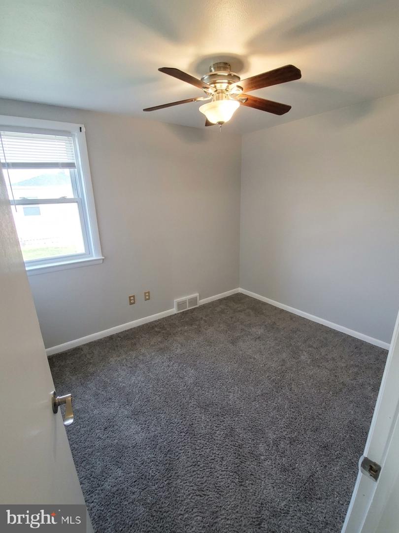130 N Wells Ave Property Photo 17