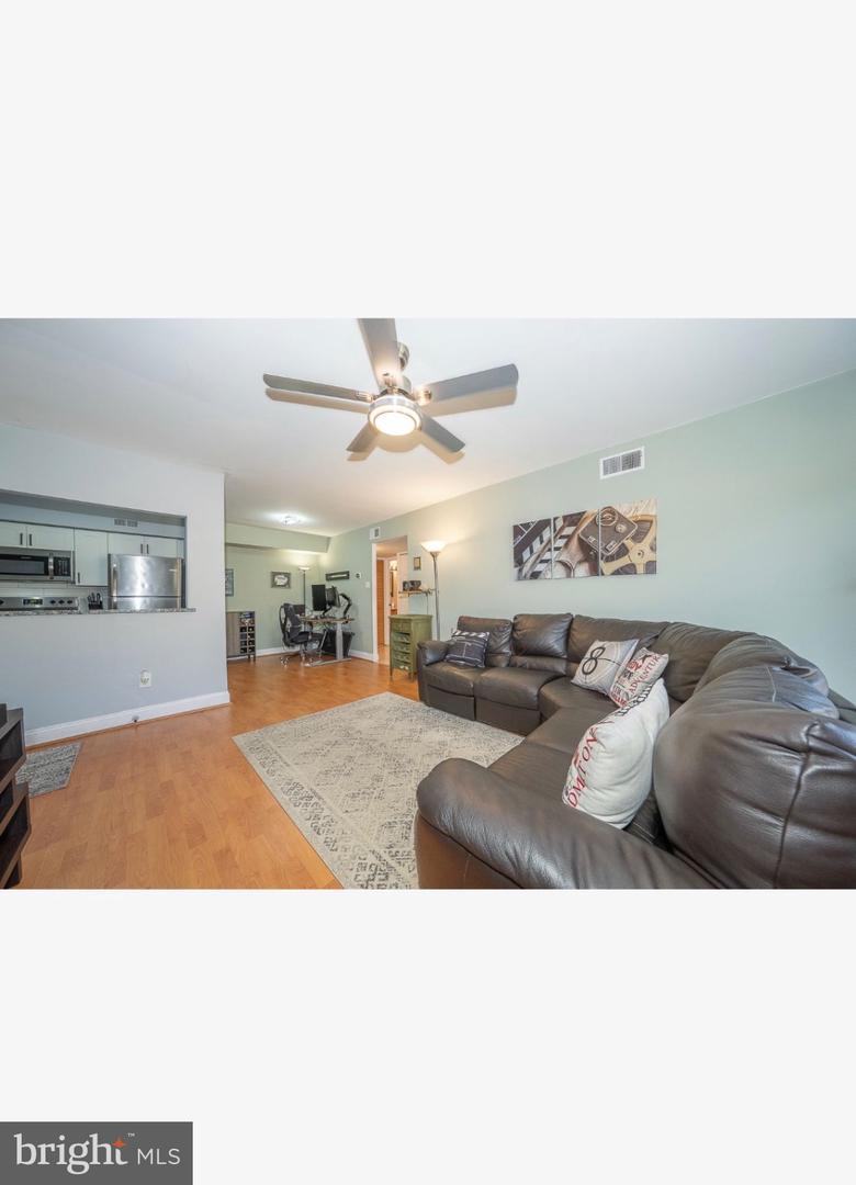 5200 Hilltop Dr Gg 26 #504 Property Photo 5