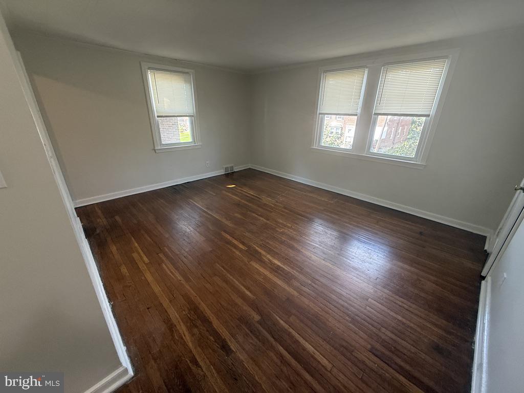 3830 Berkley Ave Property Photo 3