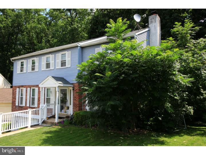 135 Eaton Dr Property Photo 2