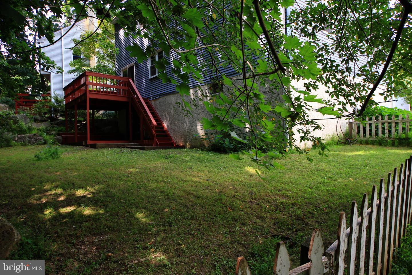 135 Eaton Dr Property Photo 21