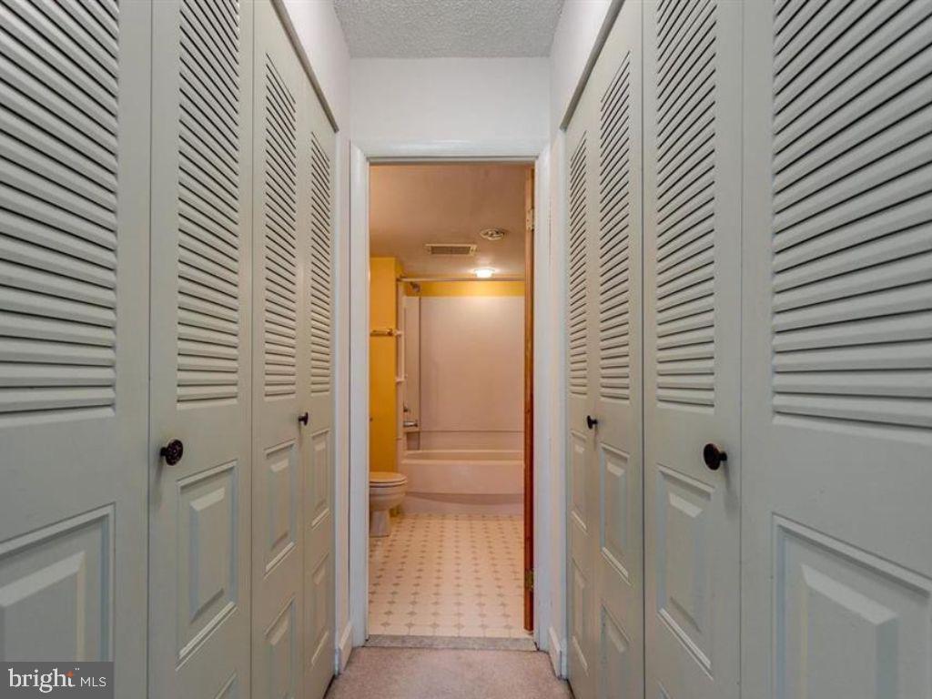 700 Avondale Rd #5j Property Photo 17
