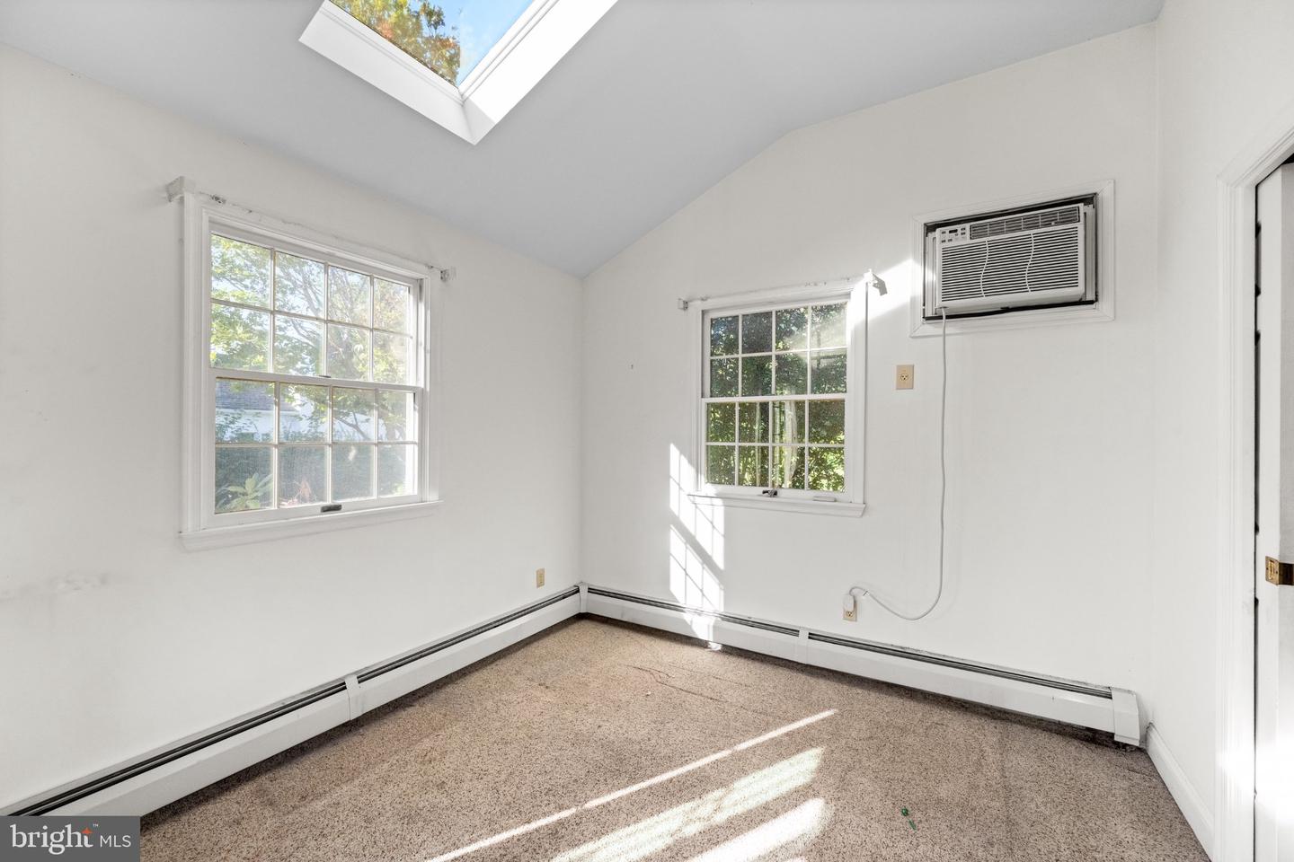 328 Morris Rd Property Photo 13