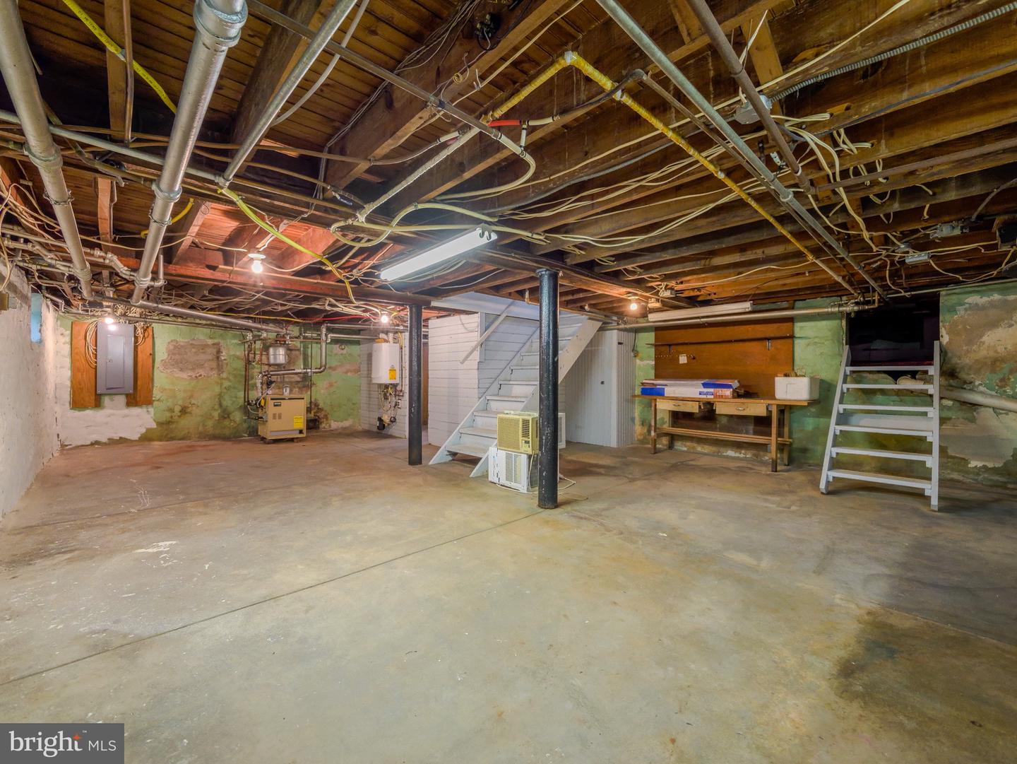 705 Edmonds Ave Property Photo 57