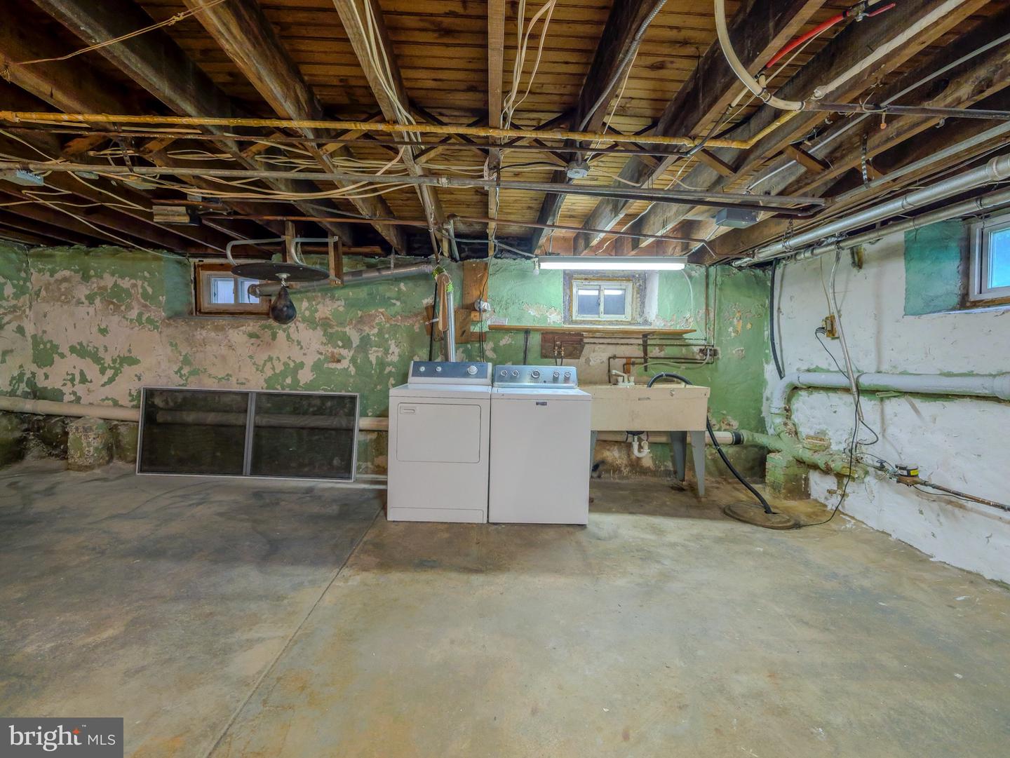 705 Edmonds Ave Property Photo 64