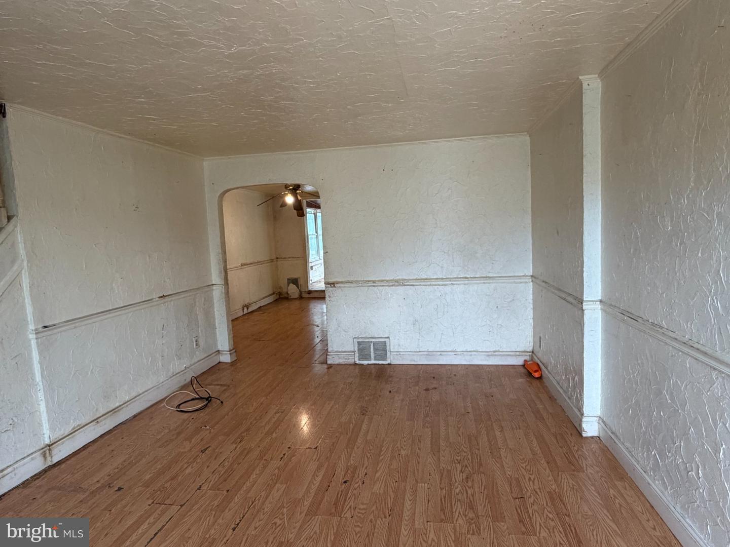 1076 Taylor Property Photo 5