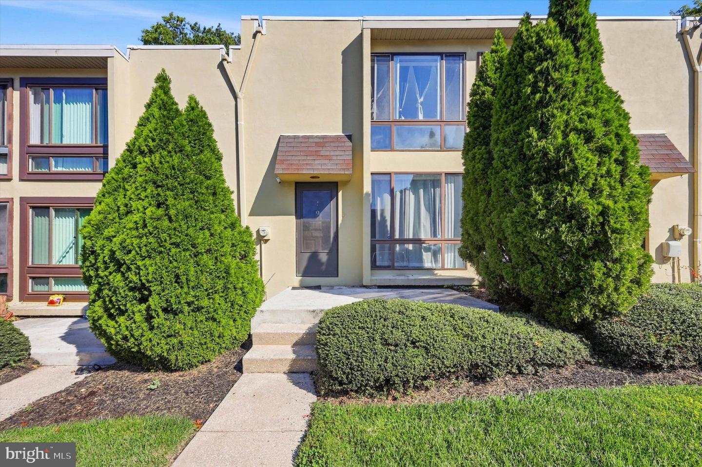100 E Glenolden Avenue T-9 Ave #t-9 Property Photo 1