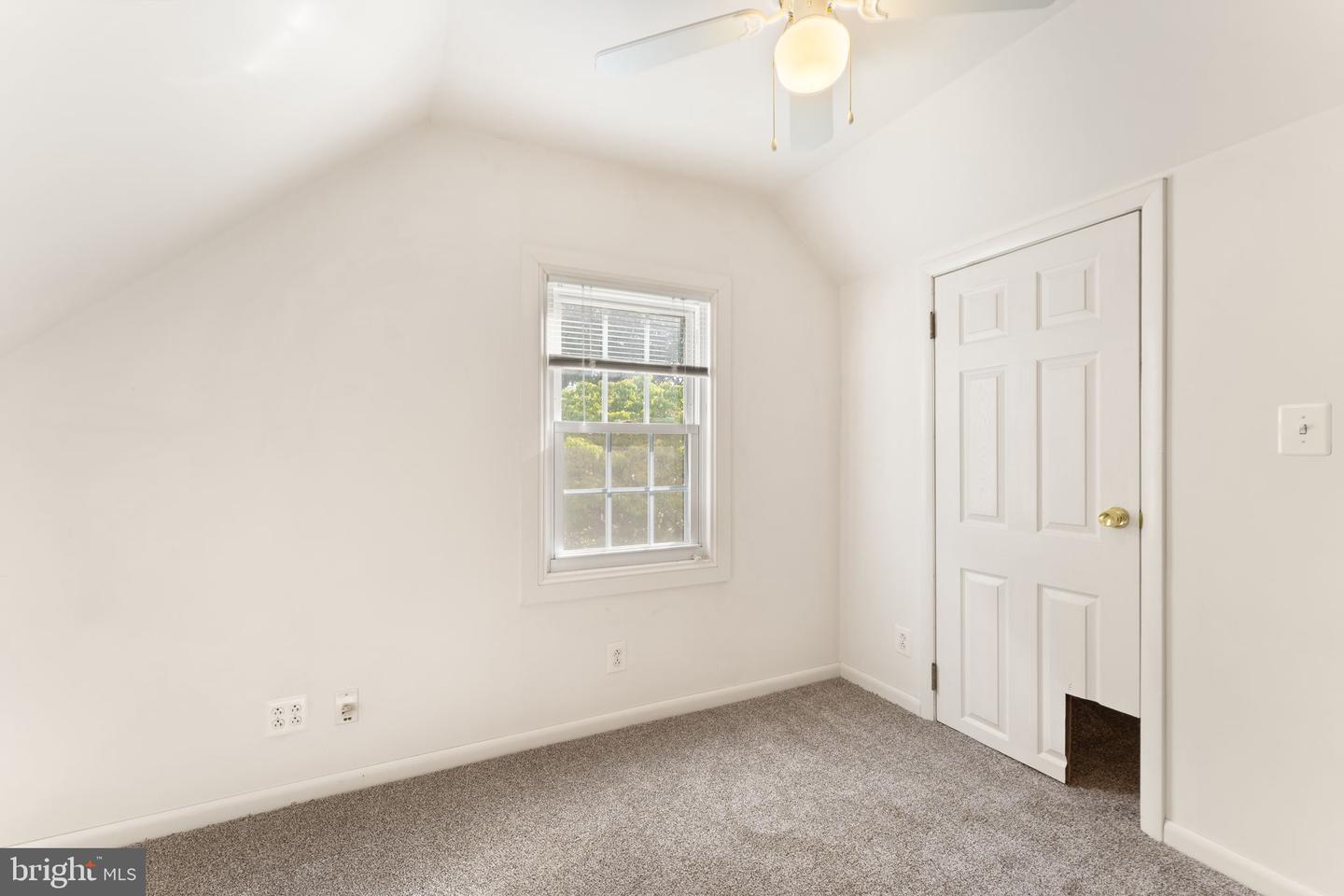 155 Taylor Ave Property Photo 19