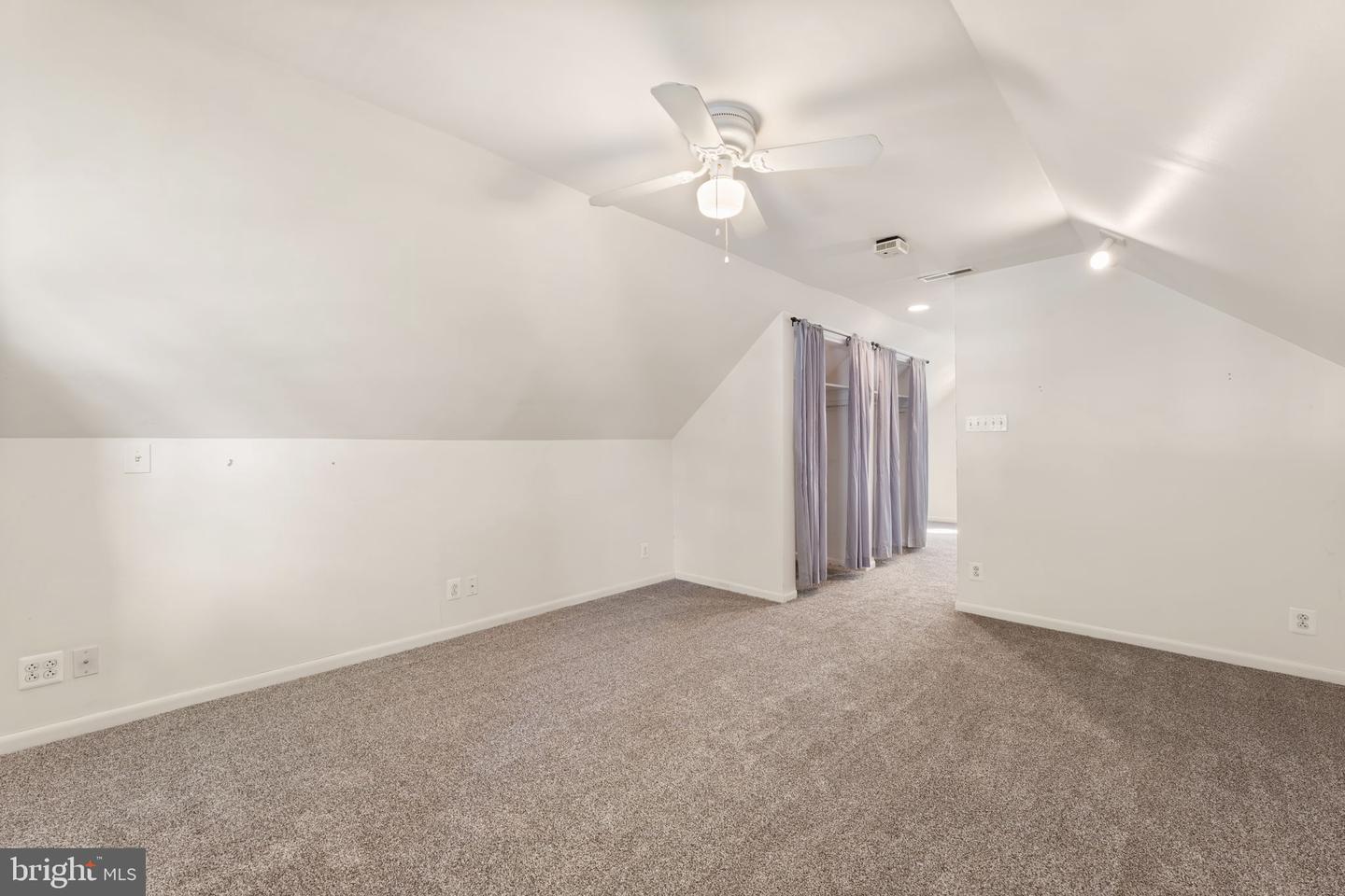 155 Taylor Ave Property Photo 21