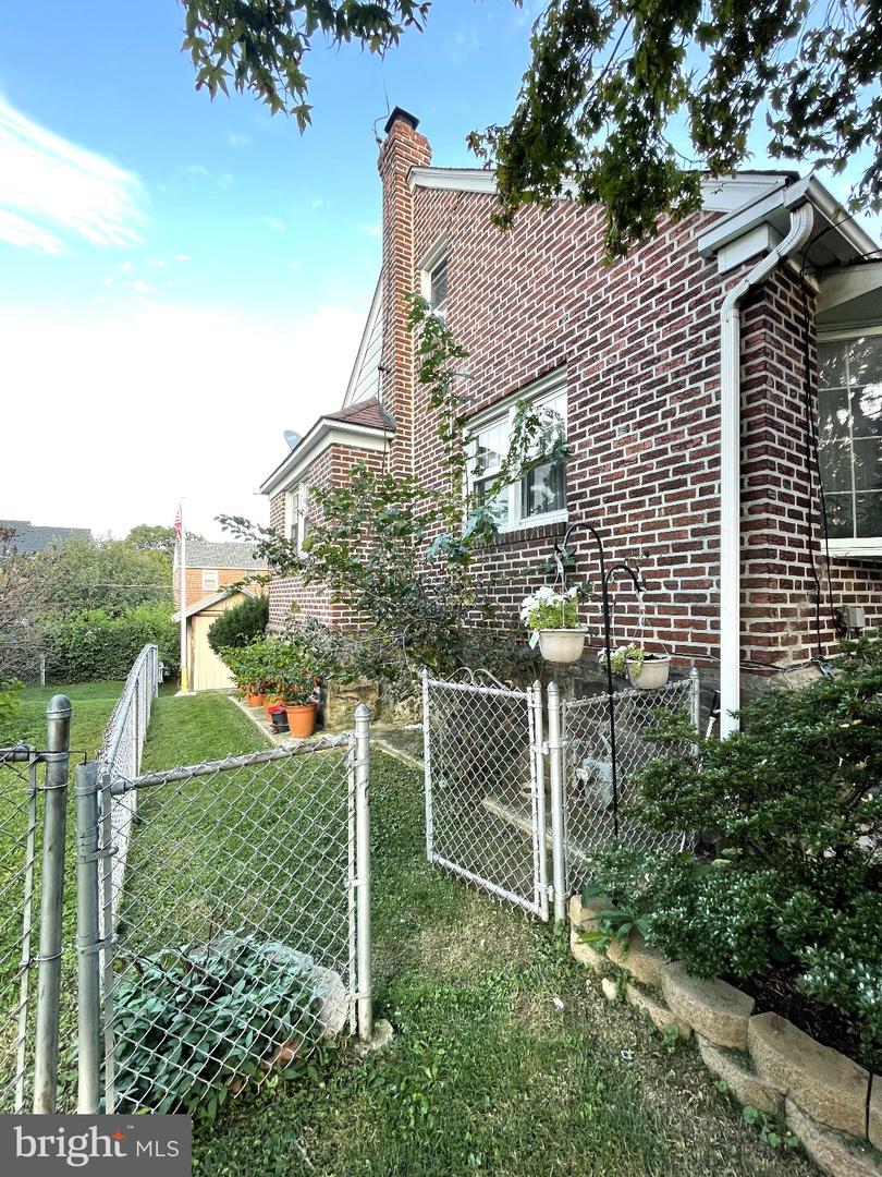 1111 Duncan Ave Property Photo 4