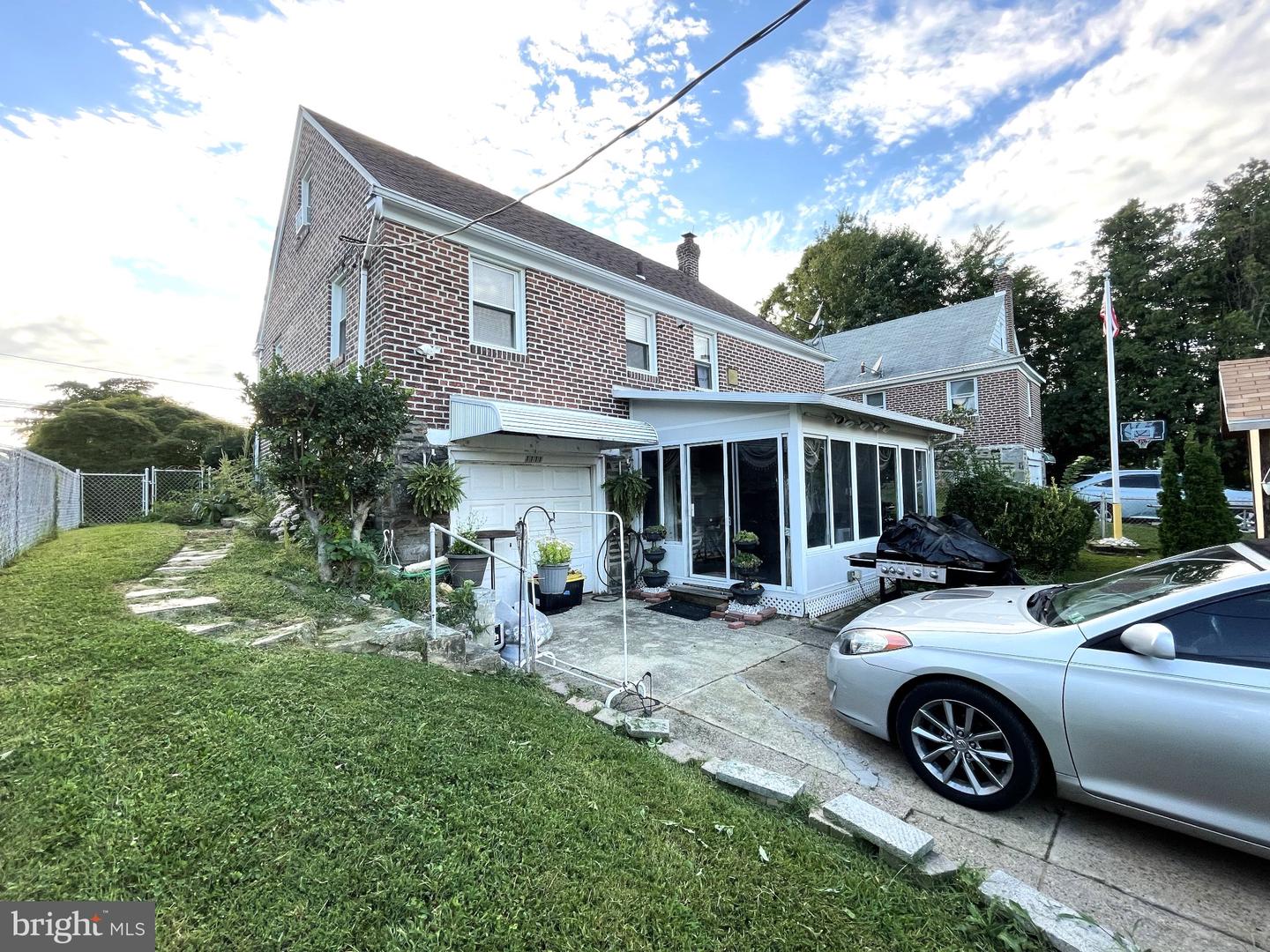 1111 Duncan Ave Property Photo 6