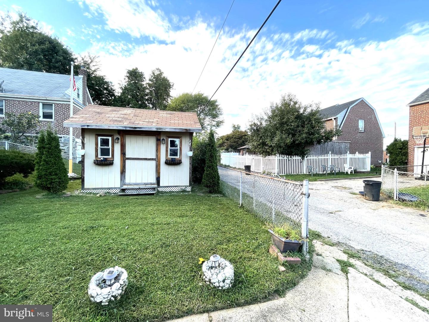 1111 Duncan Ave Property Photo 8