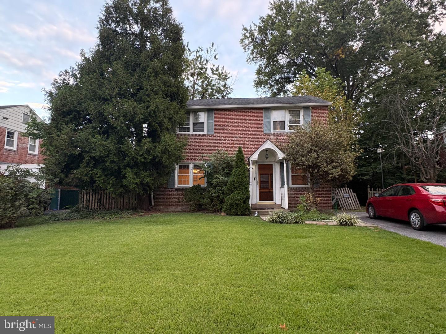 130 Merion Ave Property Photo 1