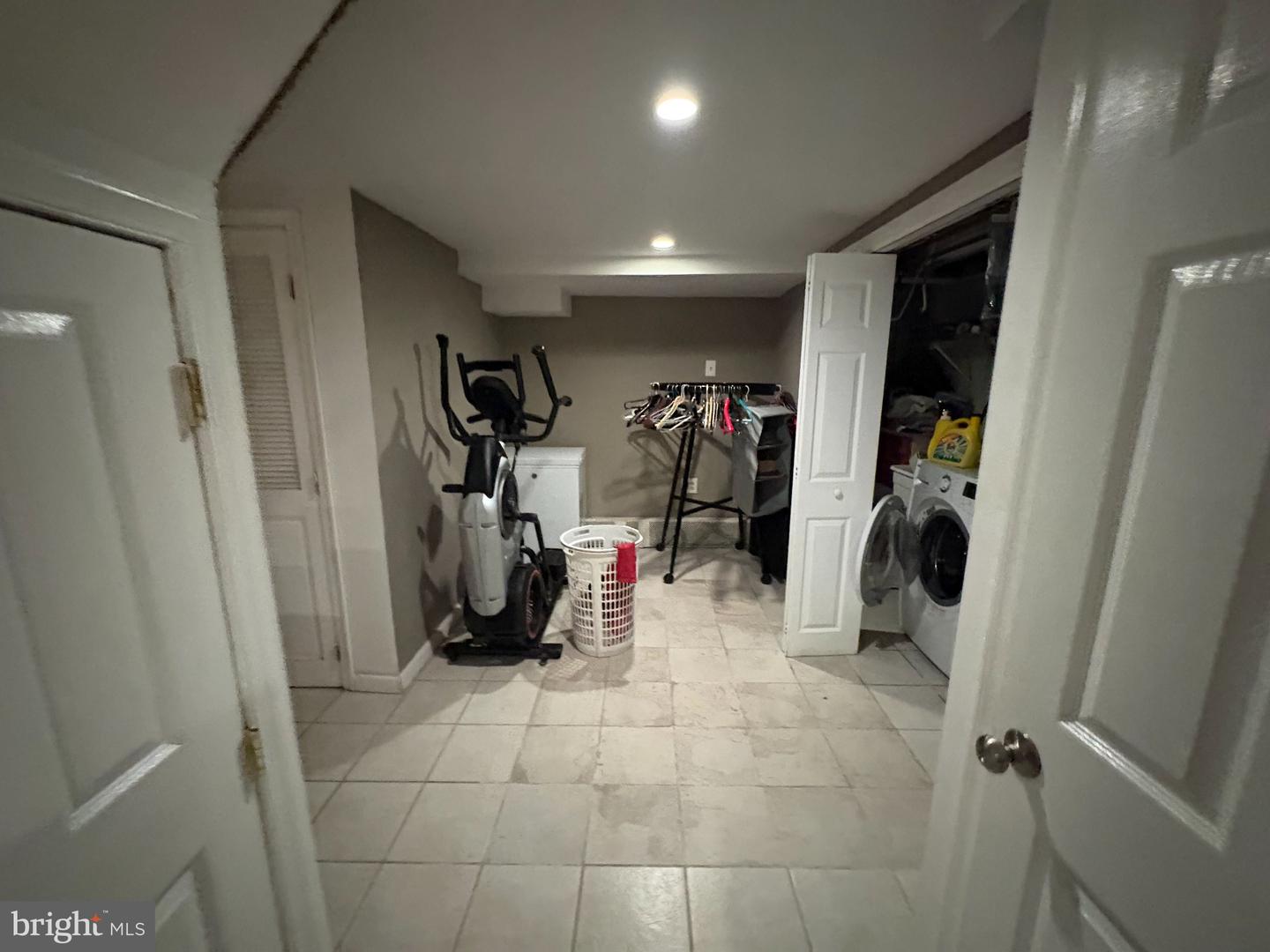 130 Merion Ave Property Photo 18