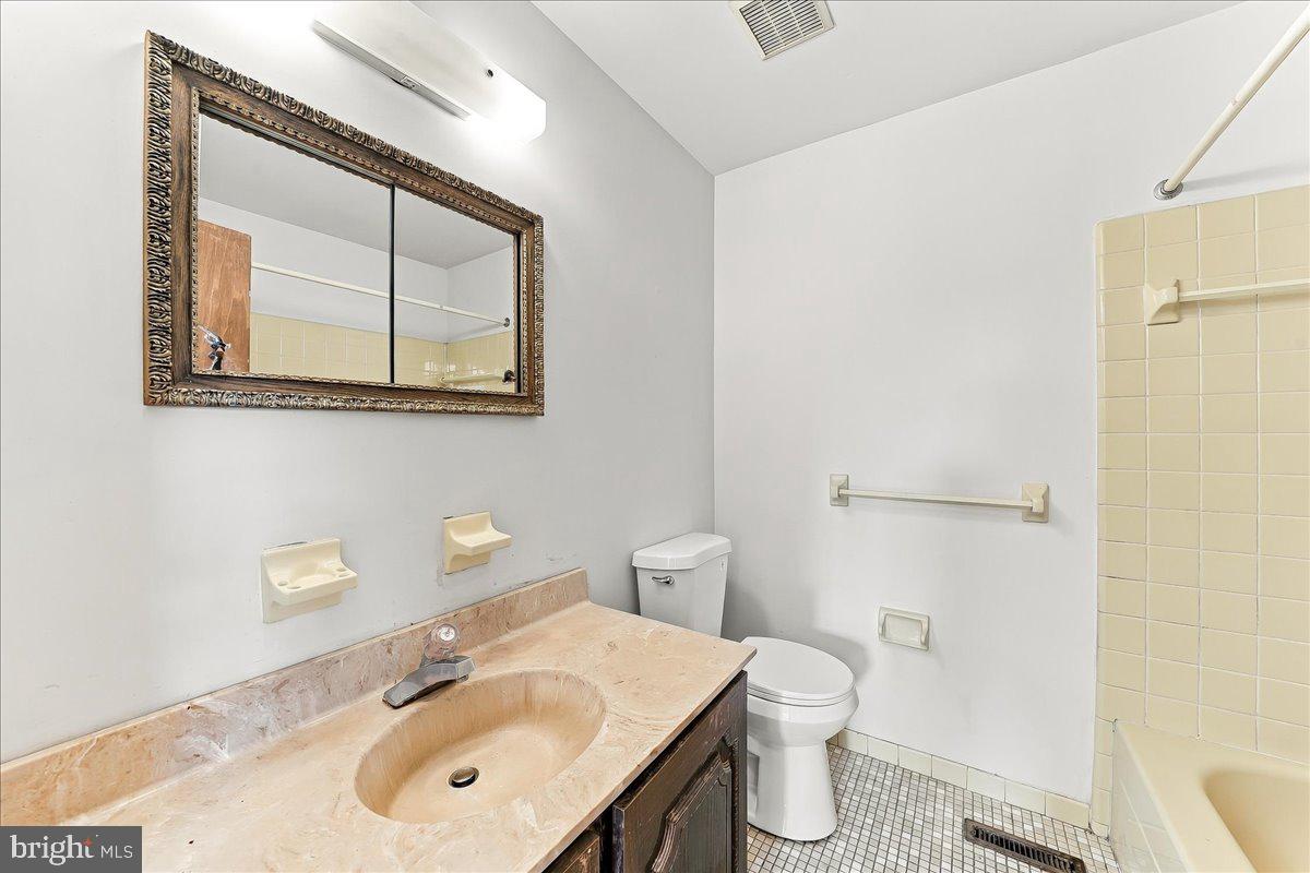 2603 Highland Ter Property Photo 30