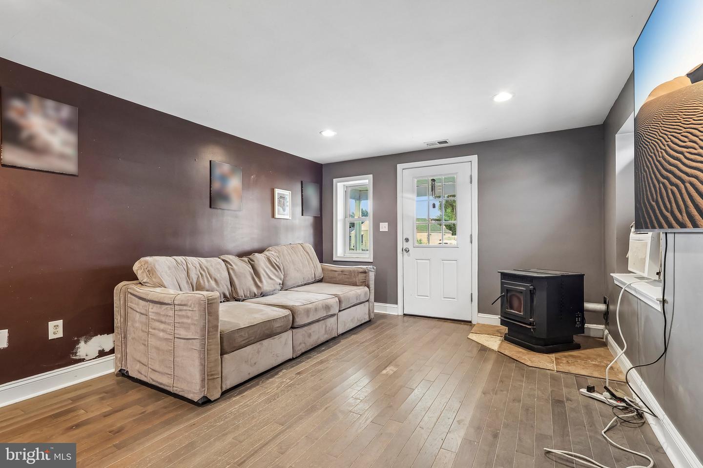 7 Hurford Pl Property Photo 6