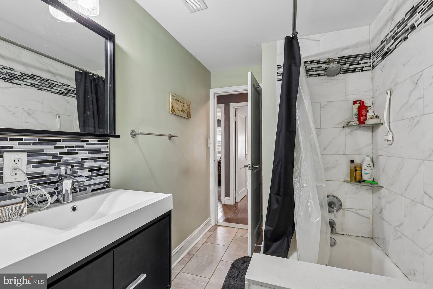 7 Hurford Pl Property Photo 18