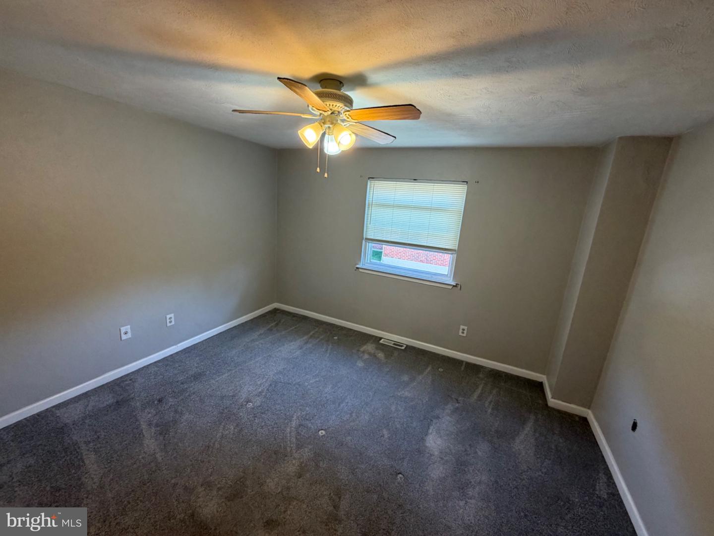 32 Dora Dr Property Photo 16
