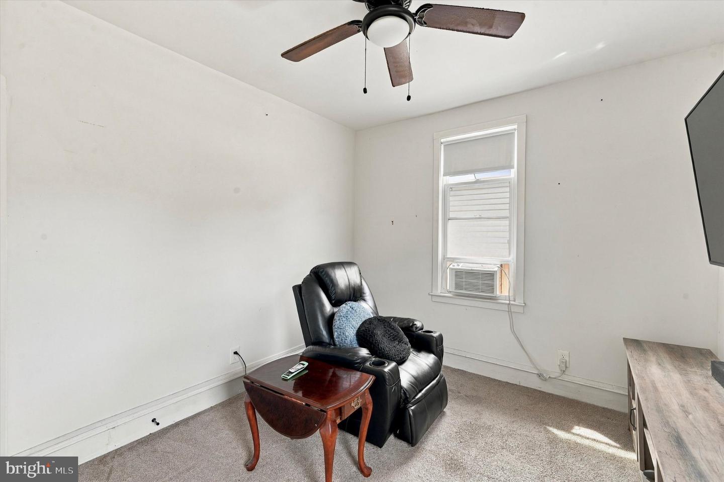 2025 Chestnut St Property Photo 21
