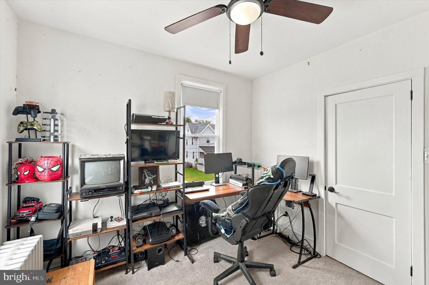 2025 Chestnut St Property Photo 27