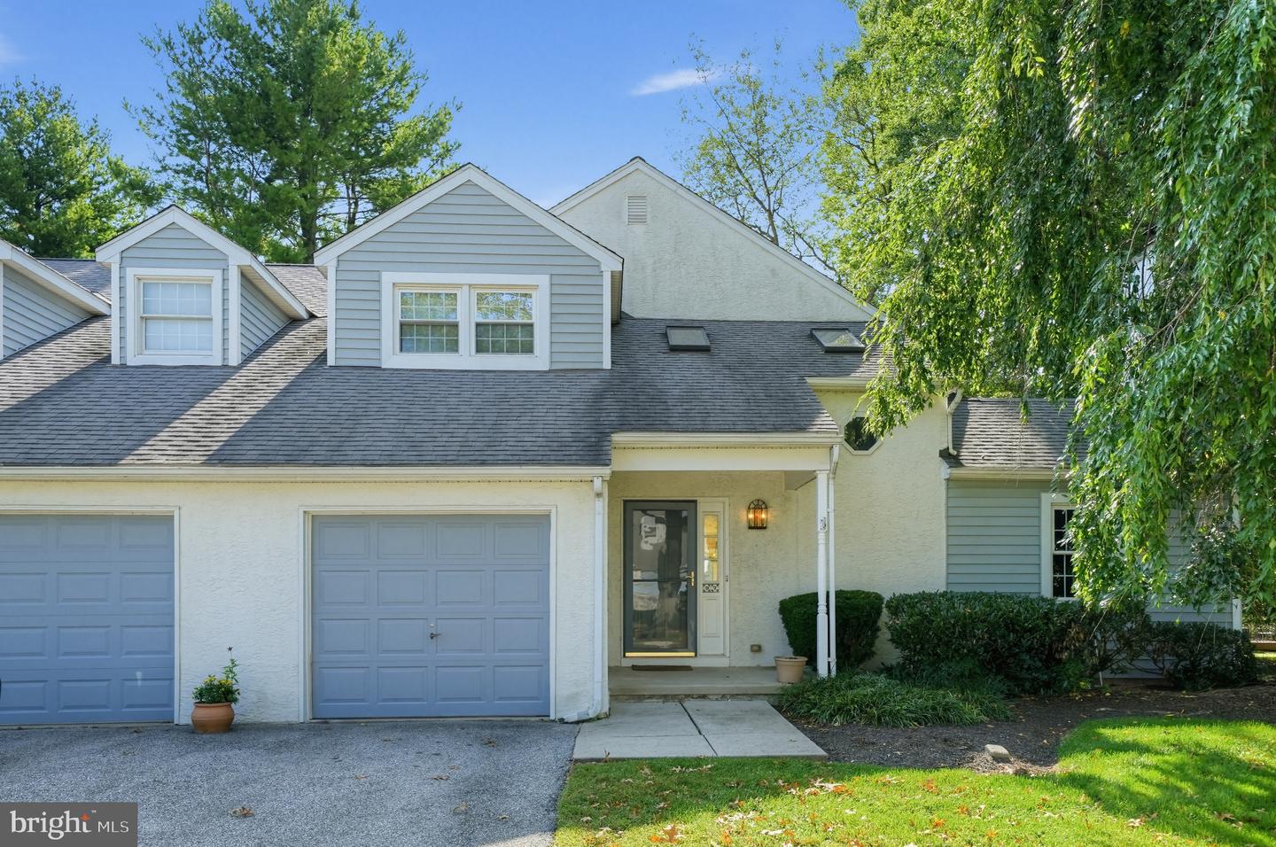 97 Hunters Run Property Photo 1