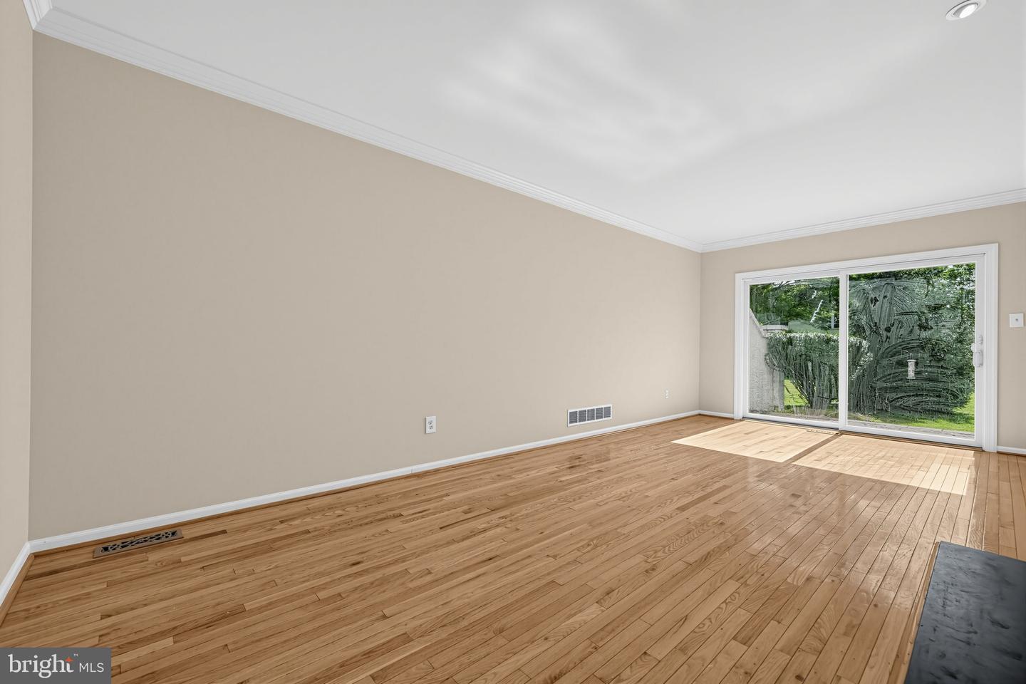 97 Hunters Run Property Photo 13