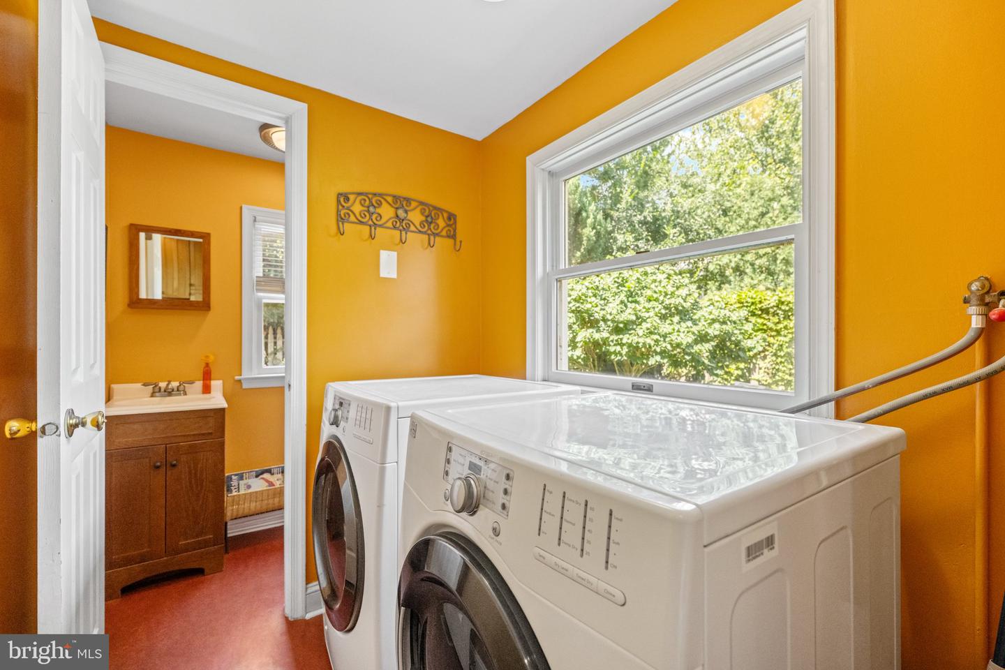 203 Dartmouth Ave Property Photo 16