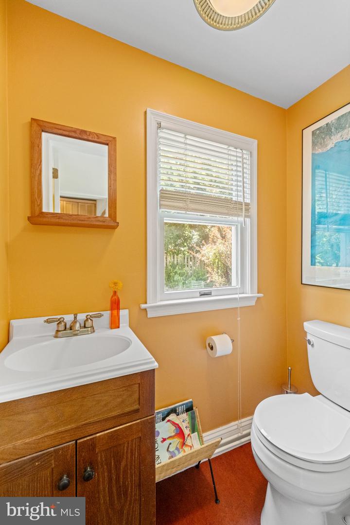 203 Dartmouth Ave Property Photo 17