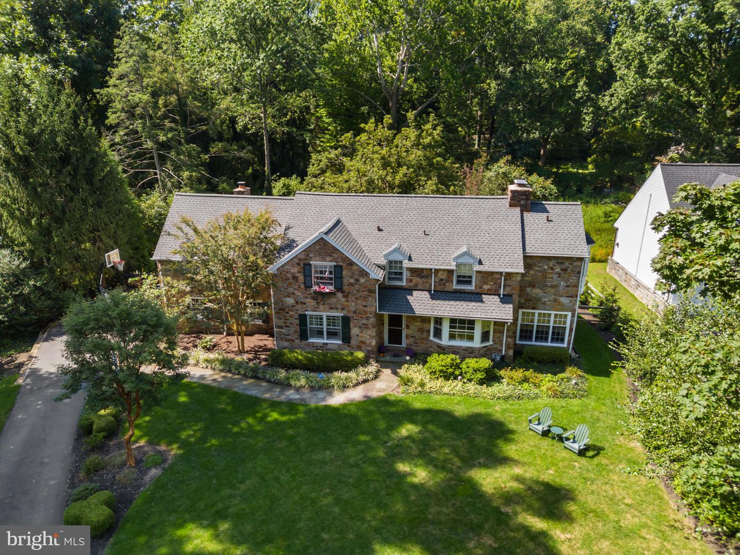 507 Meadowbrook Cir Property Photo 3