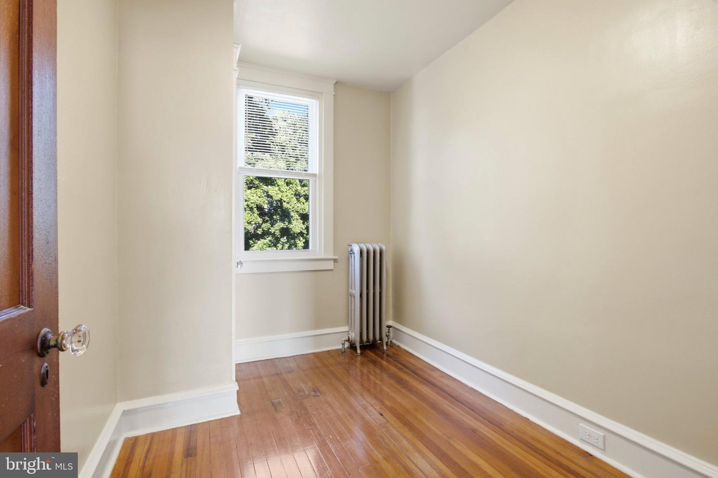 320 Highland Ave Property Photo 18
