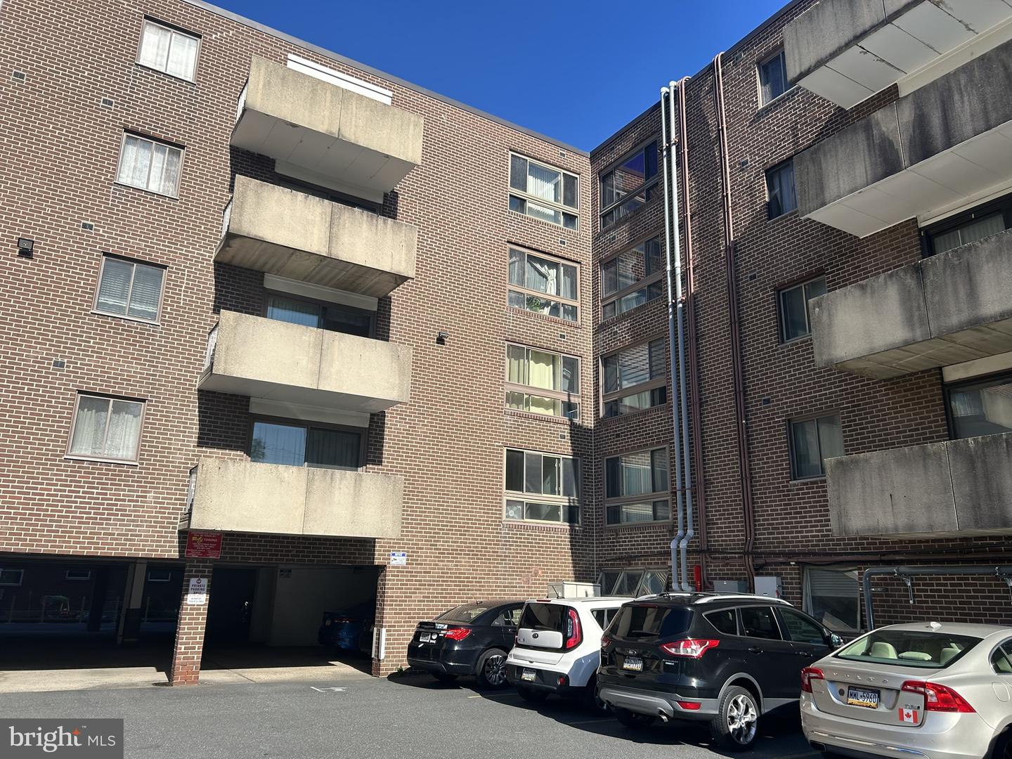 33 W Chester Pike #e8 Property Photo 13