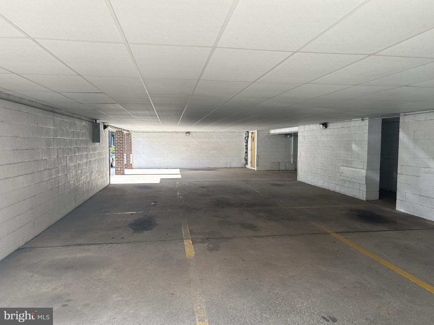 33 W Chester Pike #e8 Property Photo 14