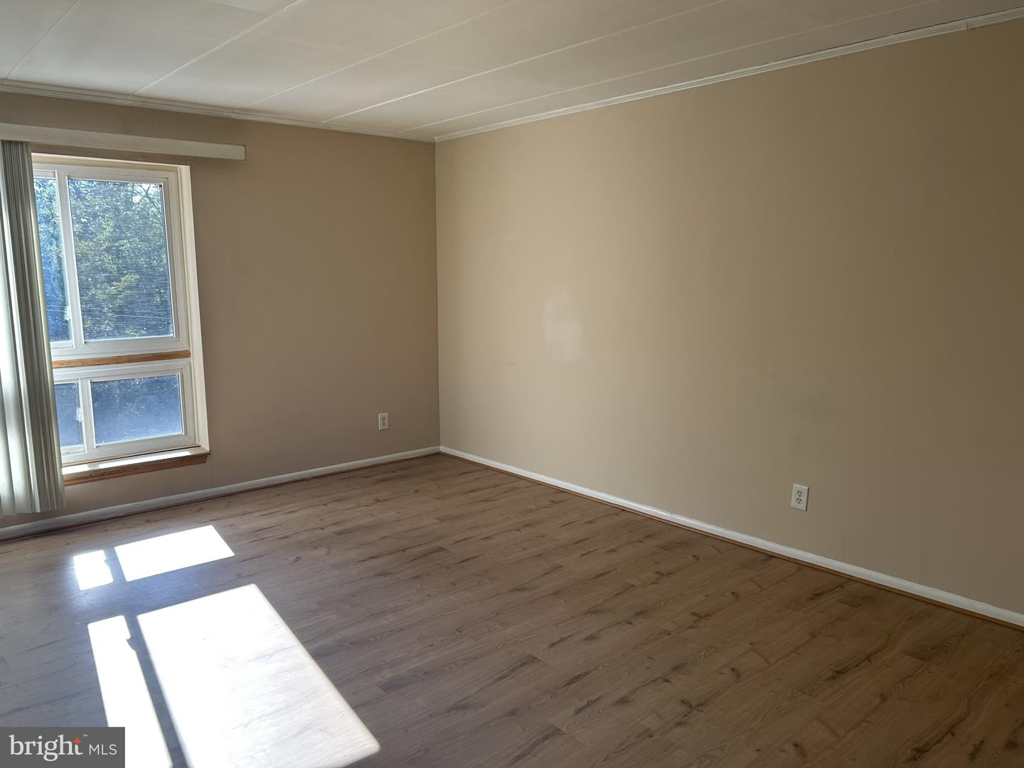 33 W Chester Pike #e8 Property Photo 30