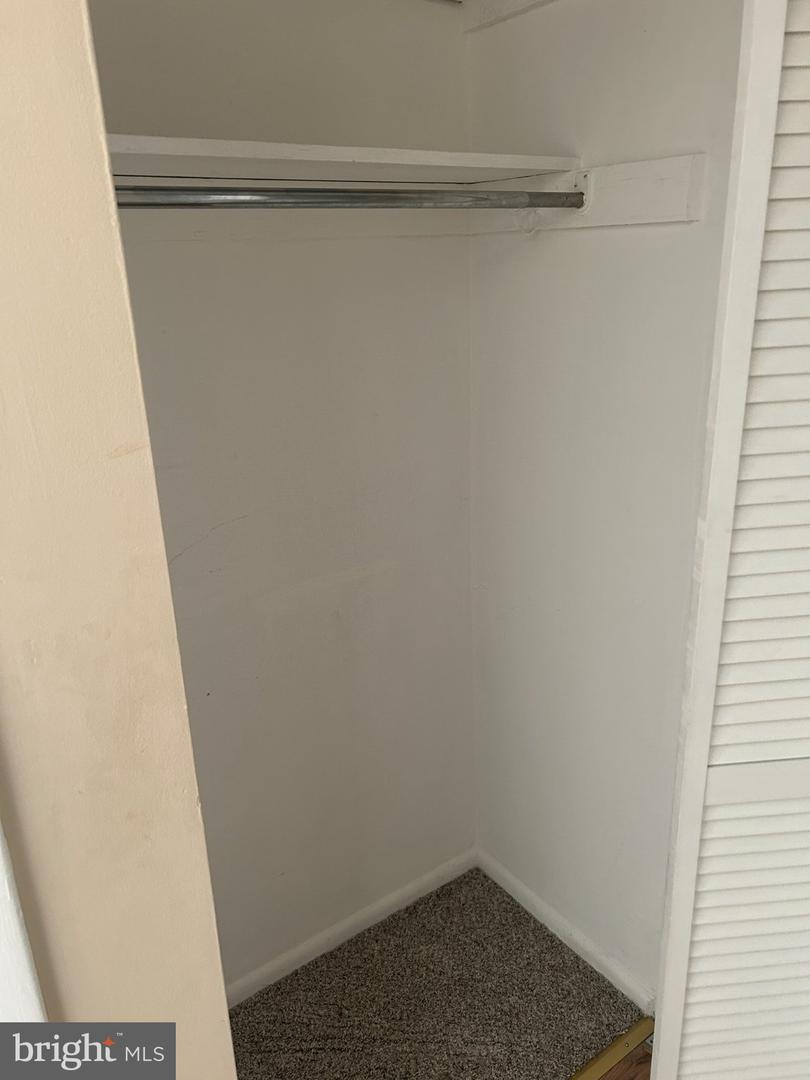 33 W Chester Pike #e8 Property Photo 37