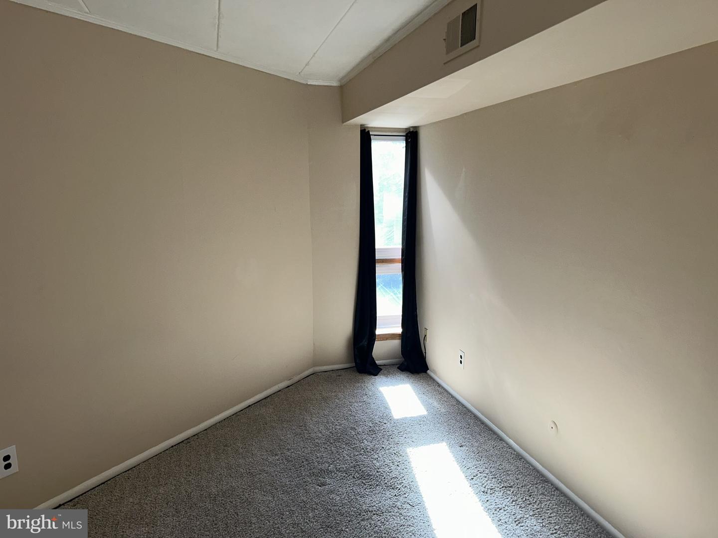 33 W Chester Pike #e8 Property Photo 49